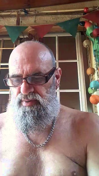 Orlandozsur_ live cam on Cam4