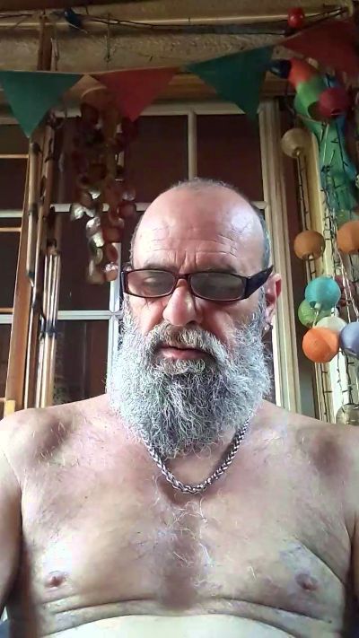 Orlandozsur_ live cam on Cam4