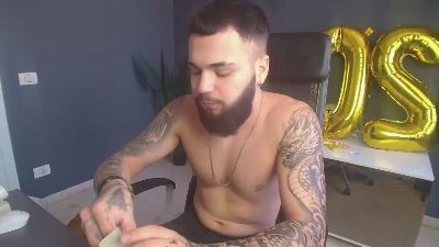 OscarWills live cam on Cam4