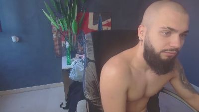 OscarWills live cam on Cam4