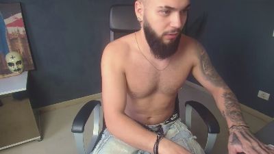 OscarWills live cam on Cam4