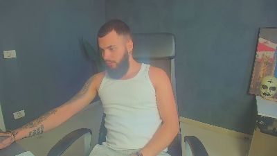 OscarWills live cam on Cam4