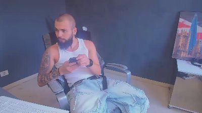 OscarWills live cam on Cam4