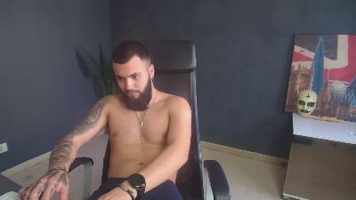 OscarWills live cam on Cam4