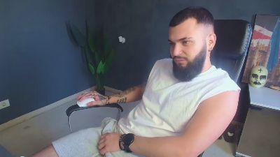 OscarWills live cam on Cam4