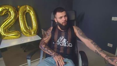 OscarWills live cam on Cam4