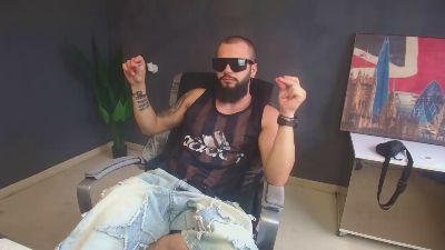 OscarWills live cam on Cam4