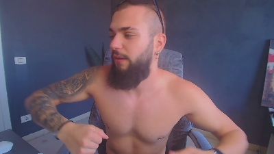 OscarWills live cam on Cam4
