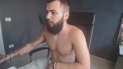 OscarWills live cam on Cam4