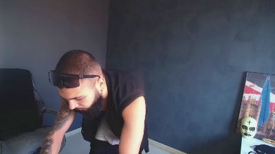 OscarWills live cam on Cam4