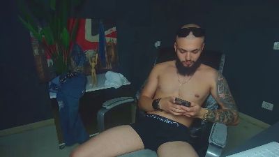 OscarWills live cam on Cam4