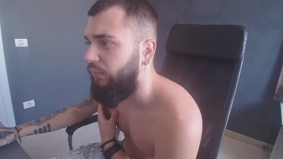 OscarWills live cam on Cam4
