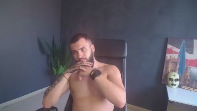 OscarWills live cam on Cam4