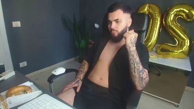 OscarWills live cam on Cam4