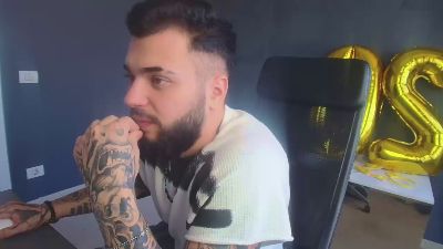 OscarWills live cam on Cam4