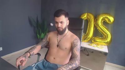 OscarWills live cam on Cam4