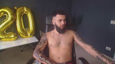 OscarWills live cam on Cam4