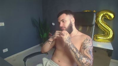 OscarWills live cam on Cam4