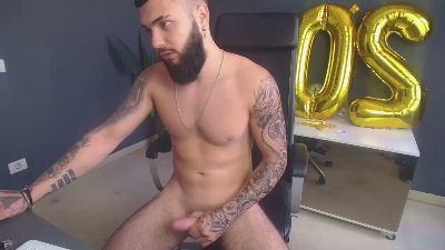 OscarWills live cam on Cam4