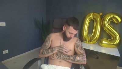 OscarWills live cam on Cam4