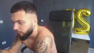 OscarWills live cam on Cam4