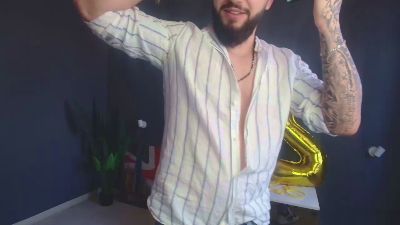 OscarWills live cam on Cam4