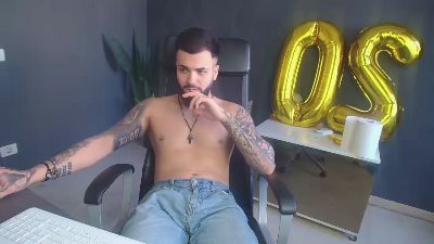 OscarWills live cam on Cam4