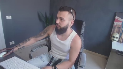OscarWills live cam on Cam4