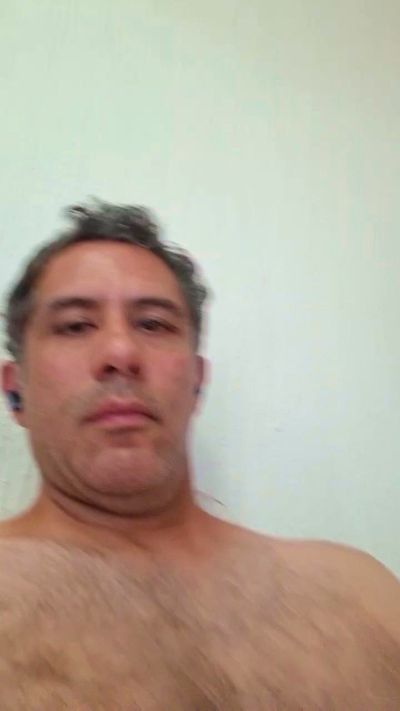 Oscarsd69 live cam on Cam4