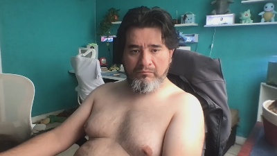 Oso_Kike live cam on Cam4