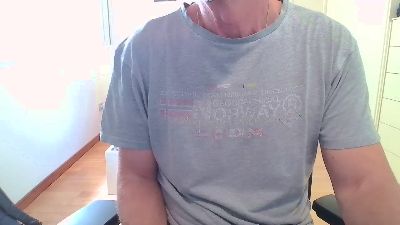 Oszlar live cam on Cam4