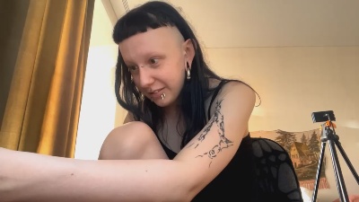 OteliaLeban live cam on Cam4