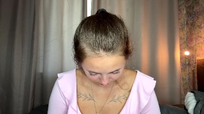 OttilieFairfax live cam on Cam4