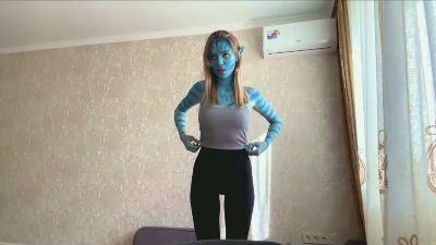 OuidaWilfong live cam on Cam4