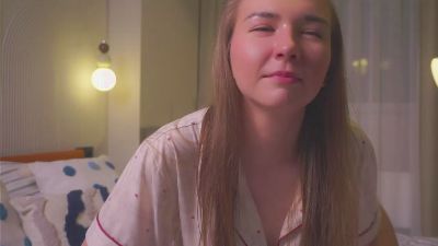 Profile and Statistics for OzellBelfast on Cam4