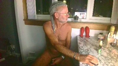 P0ppermeup live cam on Cam4