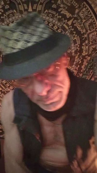 PABLOPE22 live cam on Cam4