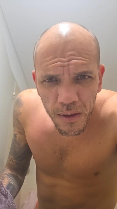 PELACALENTON live cam on Cam4