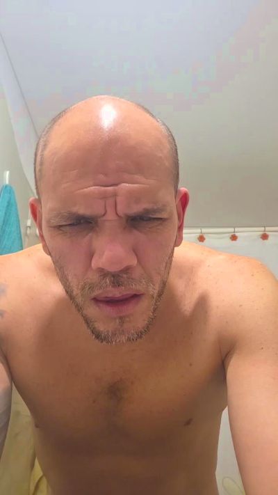 PELACALENTON live cam on Cam4