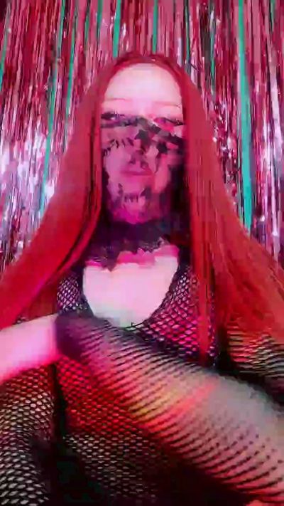 PERSEPHONECHILE live cam on Cam4