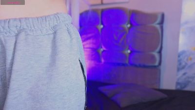 PINKY_DOLL777 live cam on Cam4