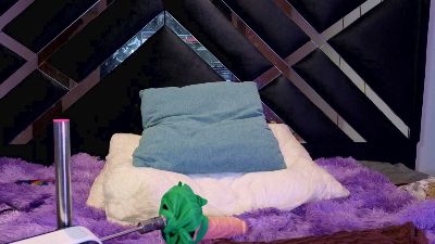 PINKY_DOLL777 live cam on Cam4