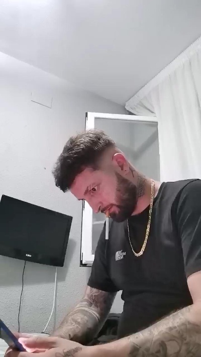 PRIVADOSricosXL live cam on Cam4