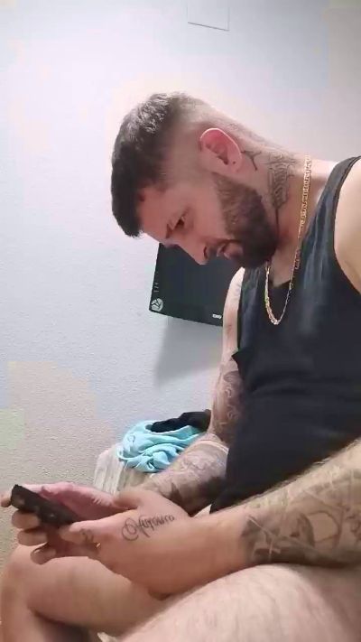 PRIVADOSricosXL live cam on Cam4