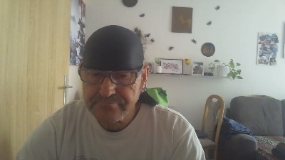 PULLIMEN live cam on Cam4