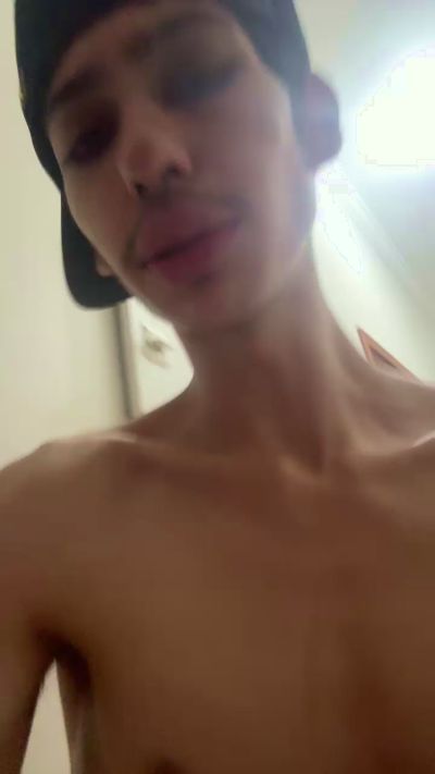 PUTOPIG live cam on Cam4
