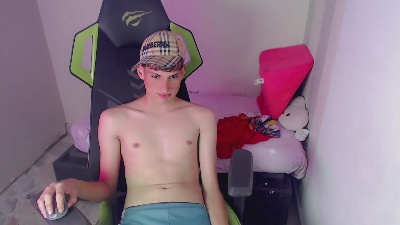 Pablito_junior live cam on Cam4