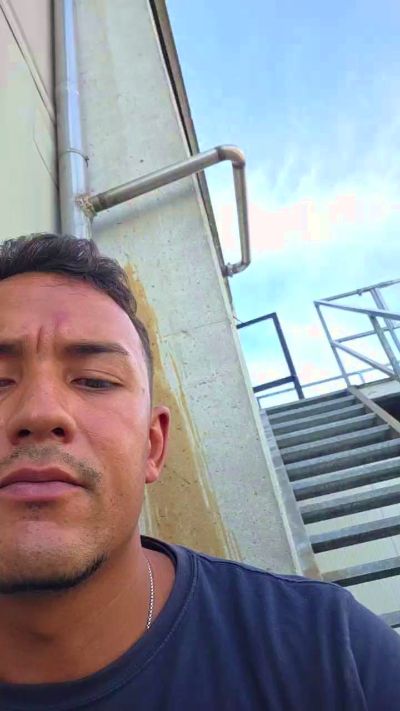 Pablohermano95 live cam on Cam4