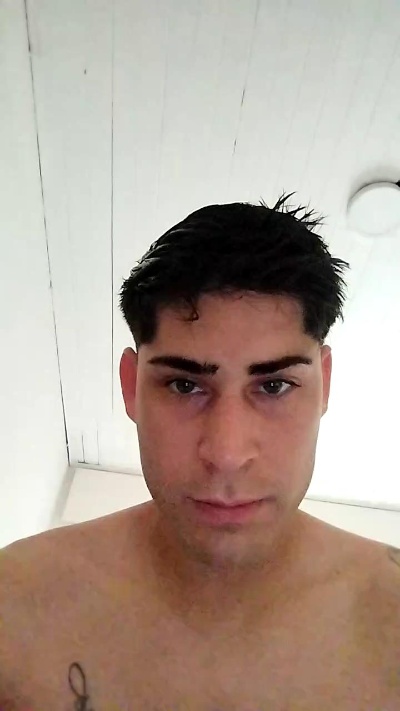 Pabloxx24 live cam on Cam4