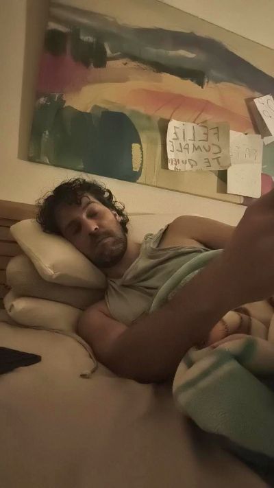 Pajaritotriste live cam on Cam4